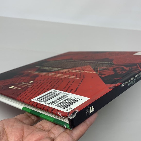 Passage to Liberty : The Story of Italian Immigration and the Rebirth of America - Picture 5 of 17